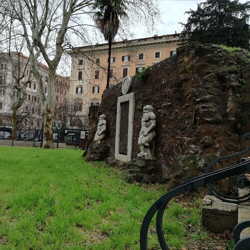 The Alchemical Door and the lost Villa Palombara