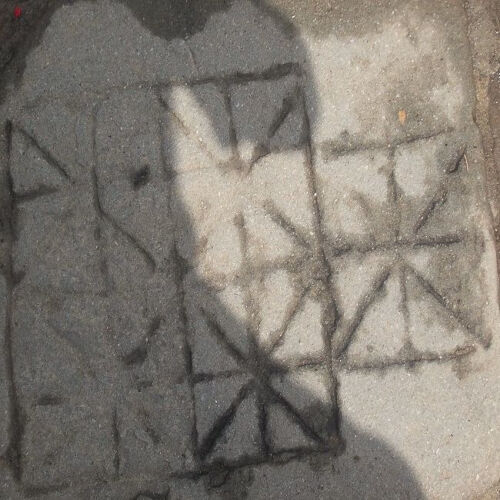 The symbolism of the Sacred Centre and the Omphalos