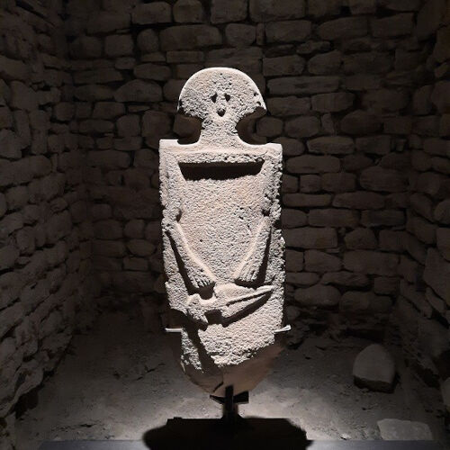 The Lunigiana stele statues