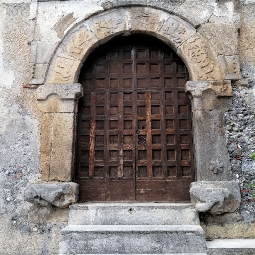 The zodiac at the church of the Purgatory in Tortora