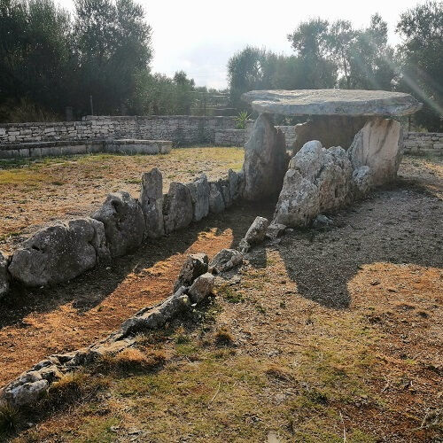 The Dolmen of Chianca and ancestral rites of passage