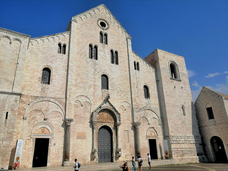 La basilica di San Nicola a Bari