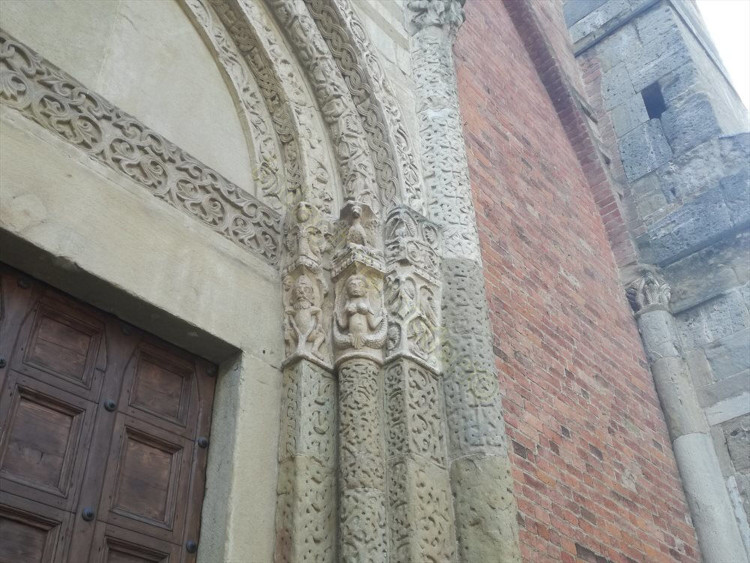 Pavia's symbology