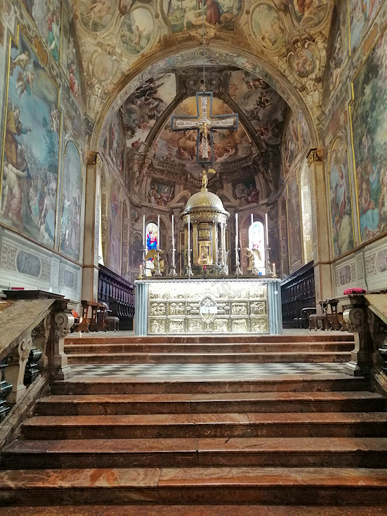 Il presbiterio del Duomo di Monza