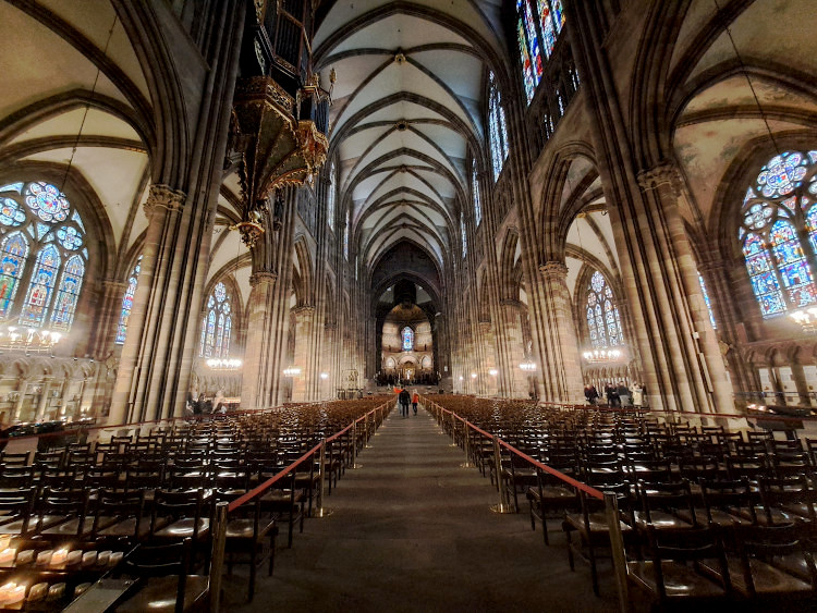 Navata della cattedrale di Strasburgo