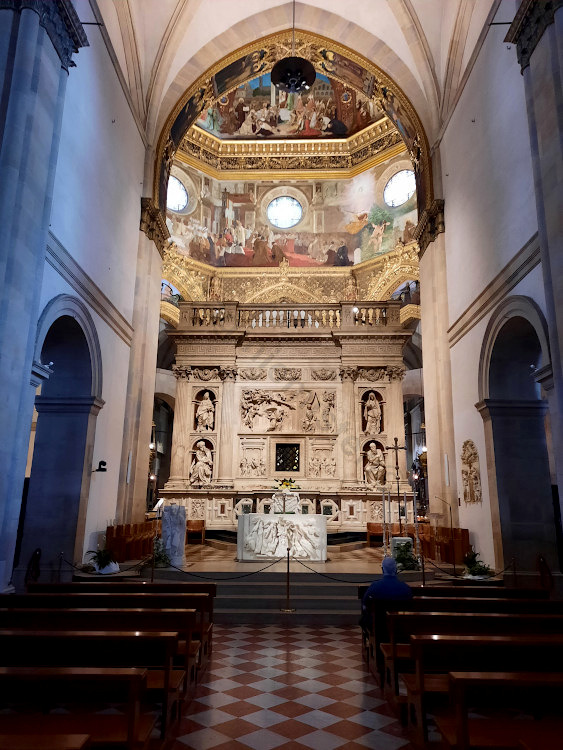 La Santa Casa nella basilica di Loreto