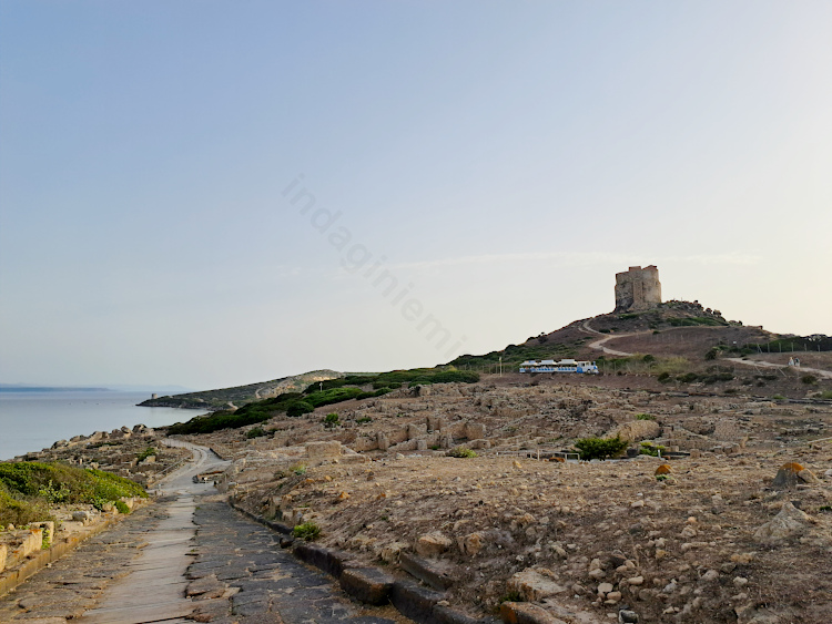 Una veduta sulle rovine di Tharros