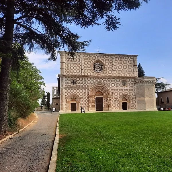 La Basilica di Collemaggio e l’eremita che divenne papa